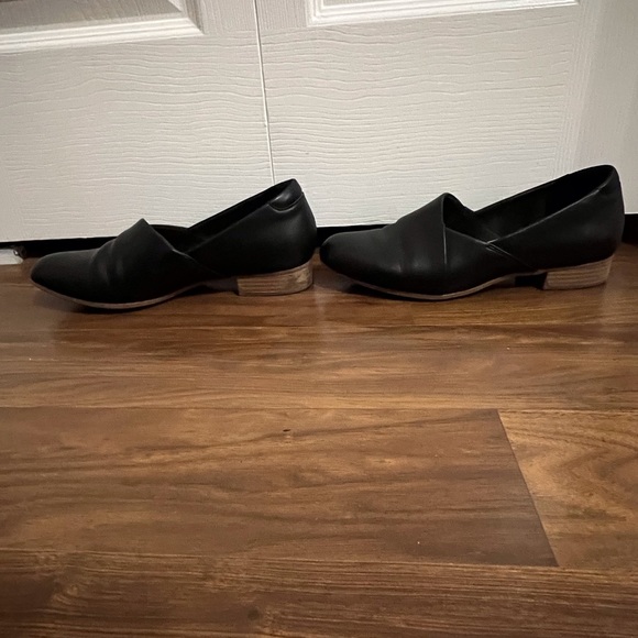 Clarks Juliet Palm Slip-On Black Shoes Size 8 - Picture 3 of 7